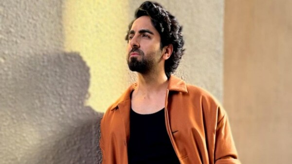 Dream Girl 2: Ayushmann Khurrana makes his grand entry in the film with a Jagrata song