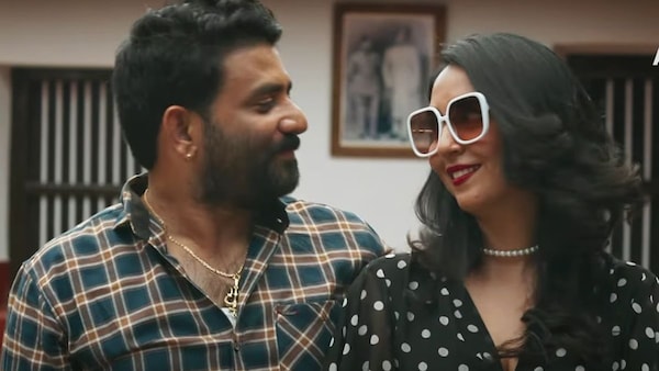 Vijay Shobraj and Hitha Chandrashekar in Ayyana Mane