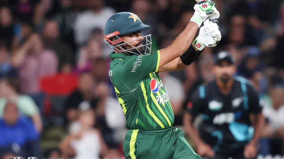 NZ vs PAK - Pakistan lose by 21 runs, fans call Babar Azam 'lone warrior' for scoring 66 runs