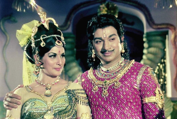 Kanchana and Dr Rajkumar in Babruvahana