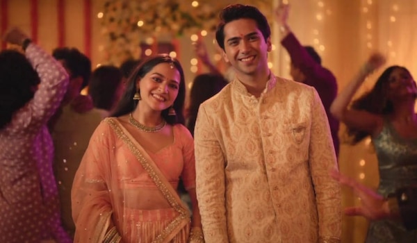 Bada Naam Karenge Review: Sooraj Barjatya's OTT debut is a fresh take on family bonds and 'love arranged-marriage'