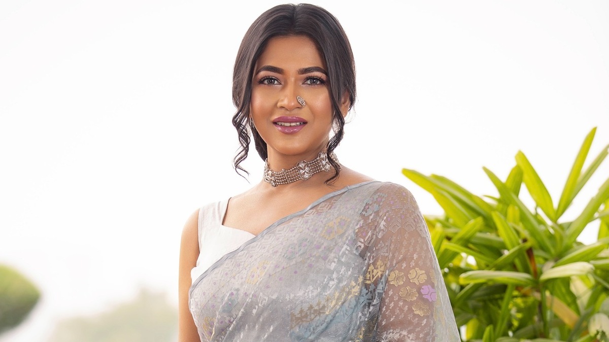 Khufiya actress Azmeri Haque Badhon talks about winning the custody of her child