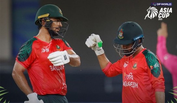 Bangladesh sweat over star player's fitness after training injury ahead of India showdown