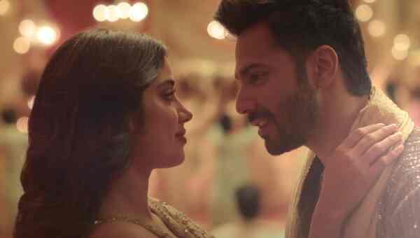 Bawaal song Tumhe Kitna Pyaar Karte garners attention, goes from number 20 to top 10 in chartbusters of the week