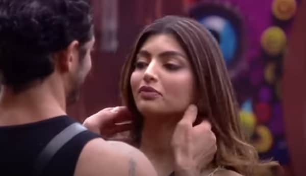 Bigg Boss OTT 2: Netizens get angry as Jad Hadid calls Akanksha Puri 'bad kisser' and laughs after their 30-second long kiss