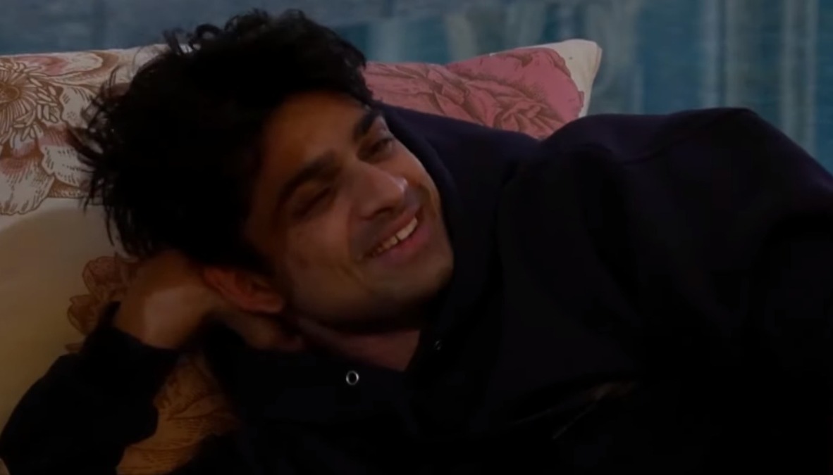 Bigg Boss 17 sneak peek: After Khanzaadi, Abhishek flirts with Sana Raees; latter calls him "daring"