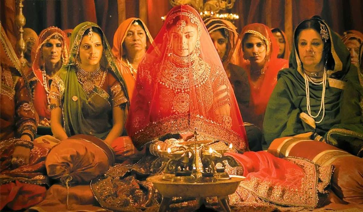 Aishwarya Rai Bachchan's iconic Jodhaa Akbar bridal lehenga to be showcased at Academy Museum
