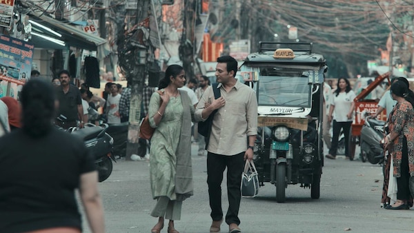 Kani Kusruti and Mohammed Zeeshan Ayyub in a still from Assi