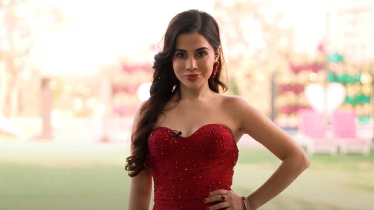 Engaged Roka Ya Dhoka OTT release date: When and where you can watch Uorfi Javed-hosted reality show