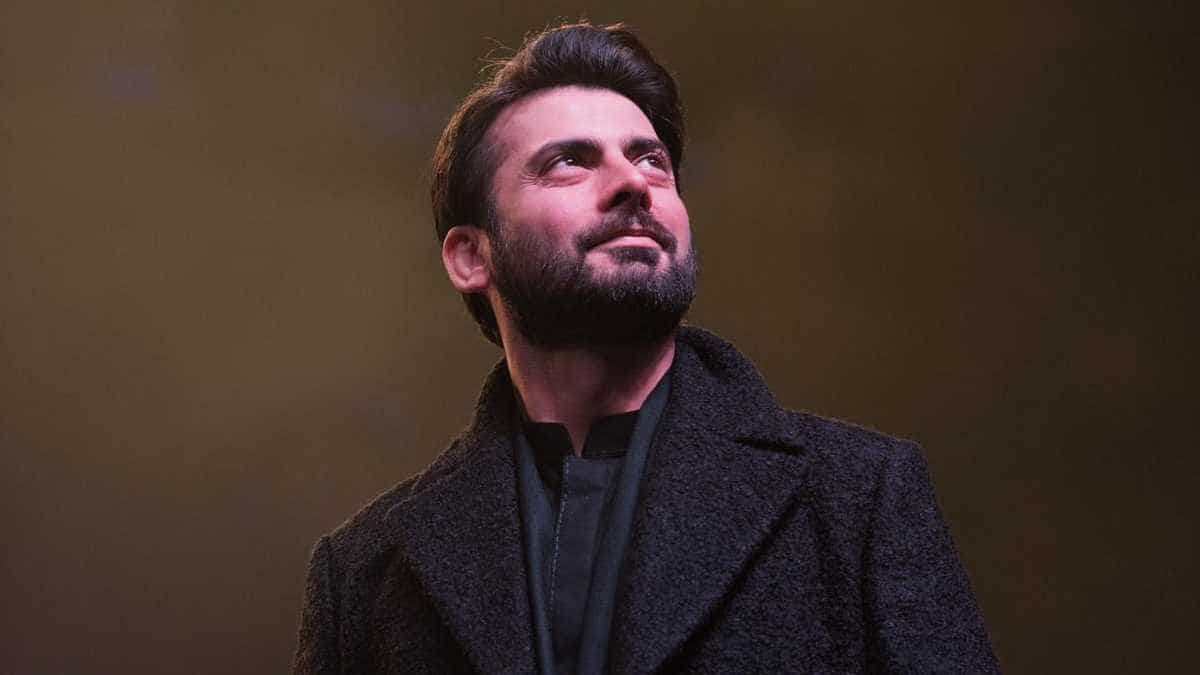 https://www.mobilemasala.com/movies/Fawad-Khan-set-for-a-comeback-in-Bollywood-with-a-film-opposite-this-actress-Details-i277700