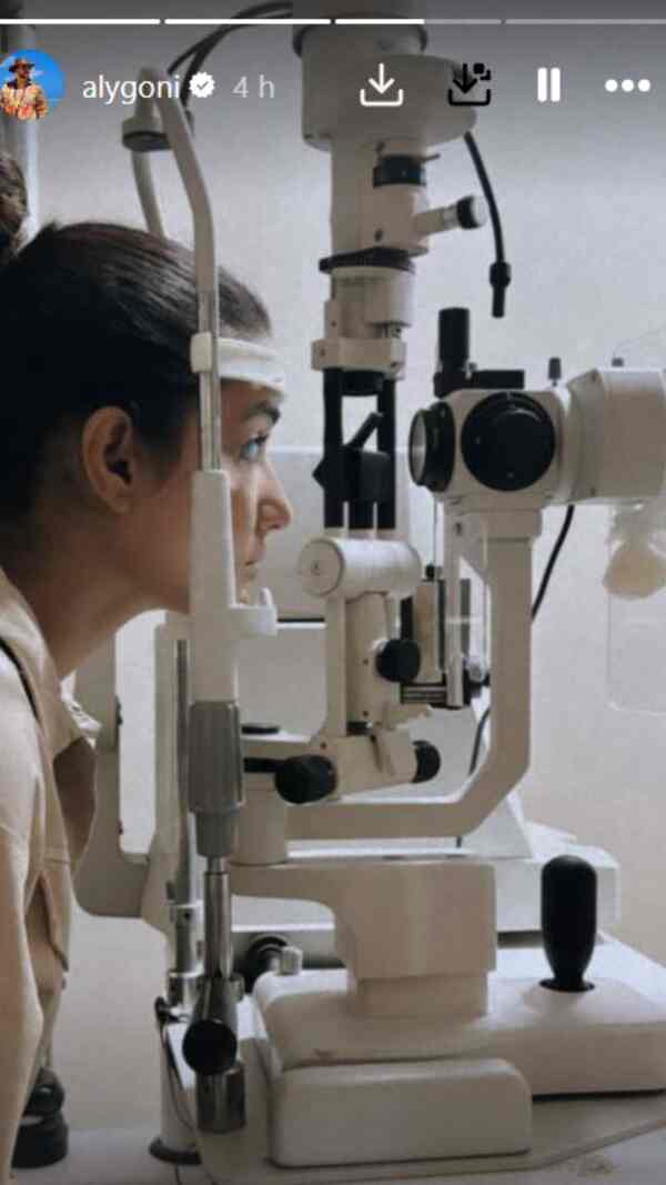 Jasmin Bhasin's eye check-up.