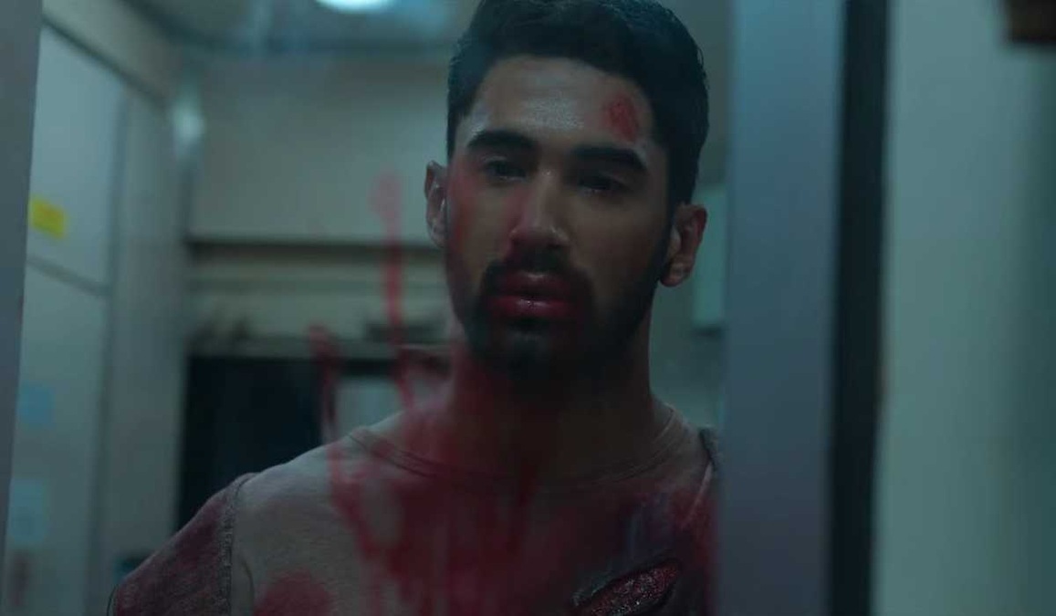 Kill new clip - Watch Lakshya and the bandits showcase a blood-pumping train rescue