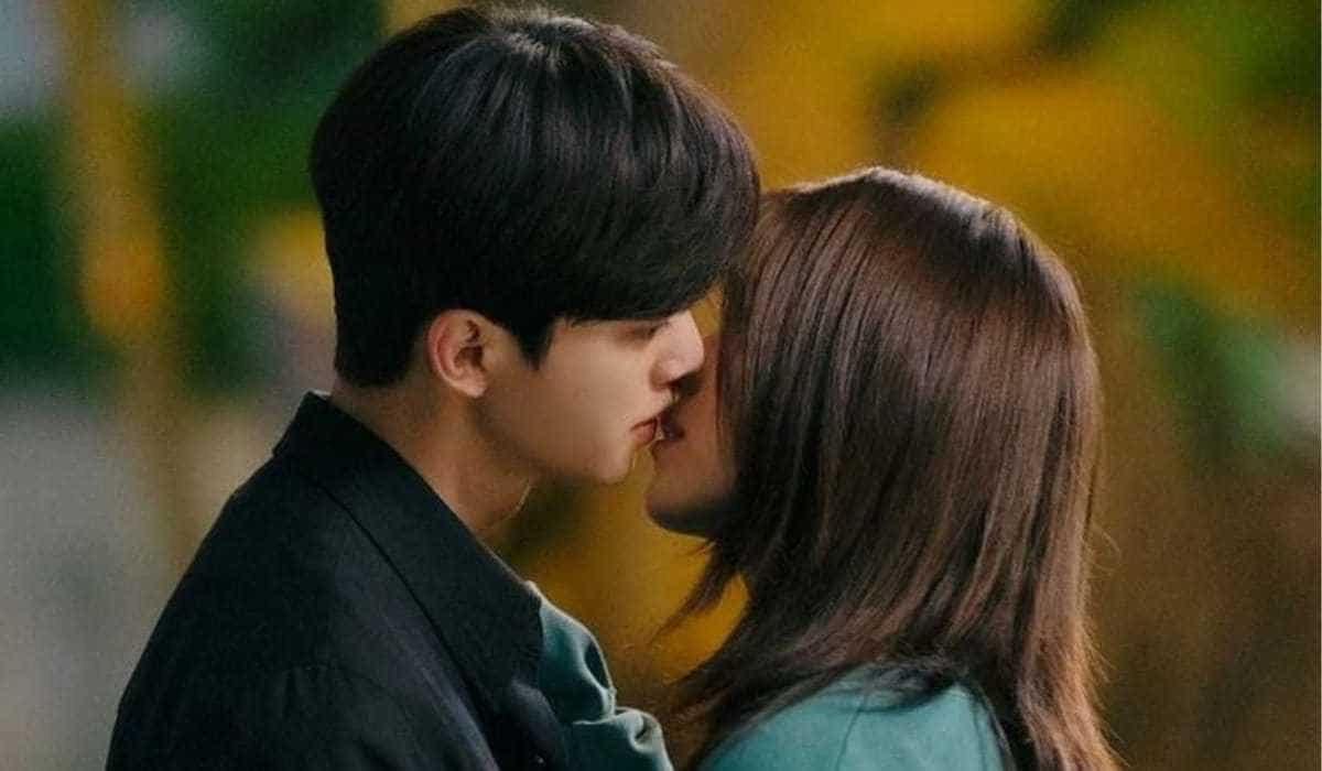 https://www.mobilemasala.com/movies/Nevertheless-ending-explained---Why-Yu-Na-Bi-chose-Park-Jae-Eon-despite-him-being-a-walking-red-flag-i270016