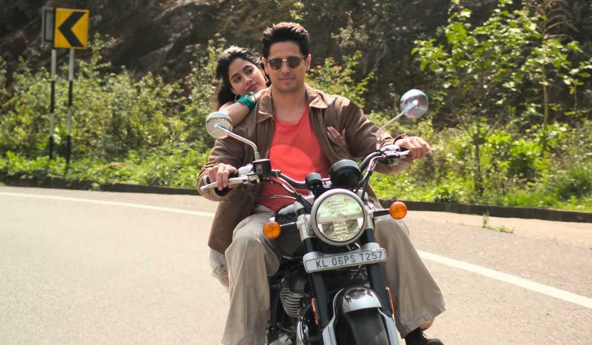 Param Sundari first look: Sidharth Malhotra and Janhvi Kapoor's fresh pairing sparks magic in cross cultural love story