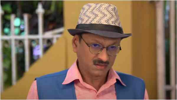 Taarak Mehta Ka Ooltah Chashmah ep 4117 - Gokuldham Society members sense trouble as Popatlal returns home worried | Watch