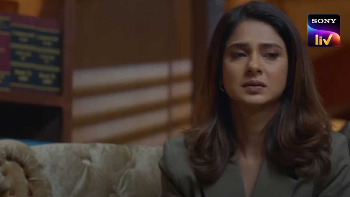 Raisinghani vs Raisinghani episode 70 recap: Jennifer Winget's Anushka is stressed after things go wrong - 'Achanak sab kuch...' | Watch