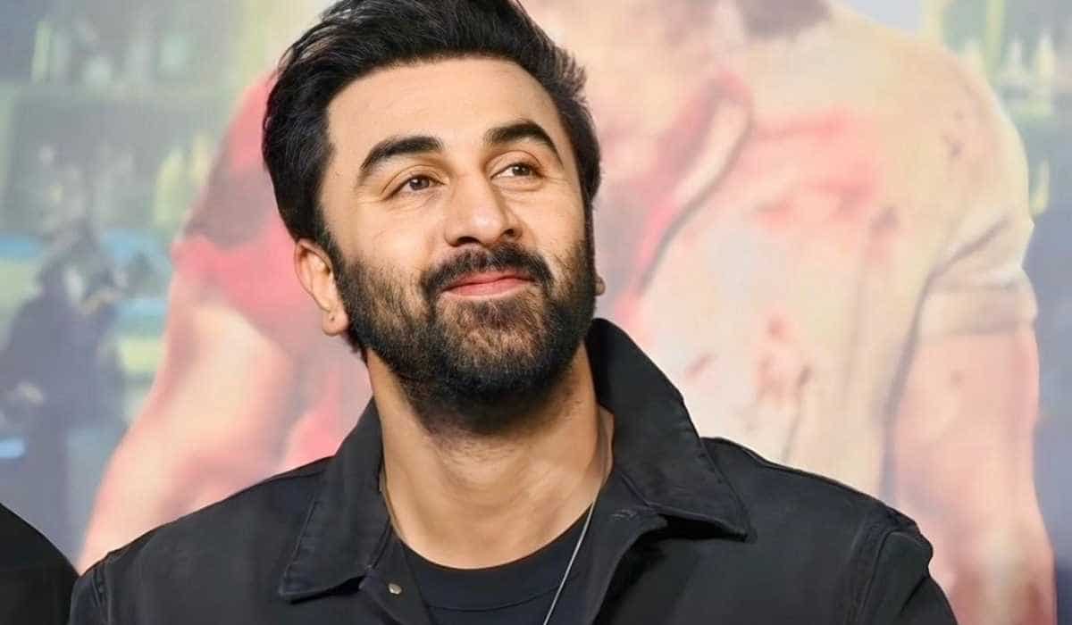 https://www.mobilemasala.com/movies/Ranbir-Kapoor-to-move-to-Animal-Park-only-after-Ramayana-Love-and-War-details-inside-i227785