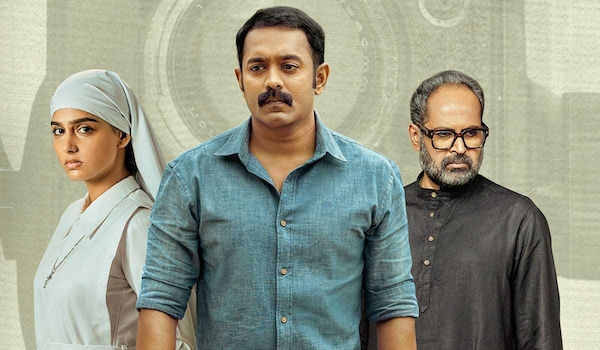 Asif Ali leads Rekhachithram