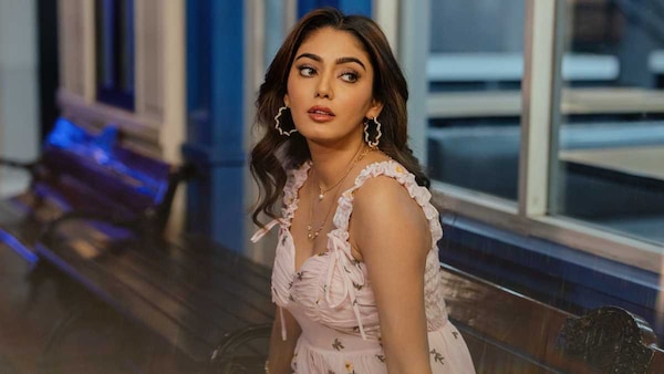 Sana Makbul on her health issue.