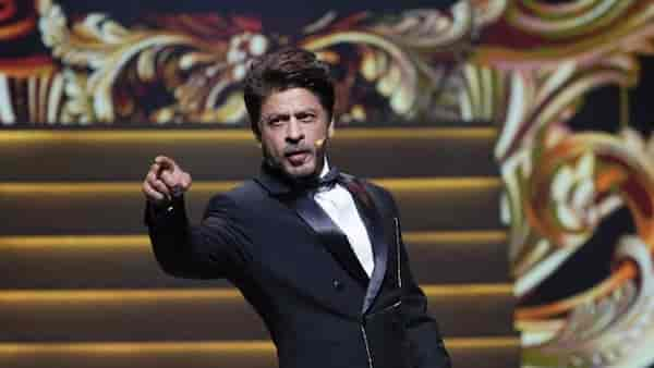 IIFA 2024: Shah Rukh Khan steals the show as he grooves to Jhoome Jo Pathaan; Vicky Kaushal, Karan Johar try to match steps | Watch