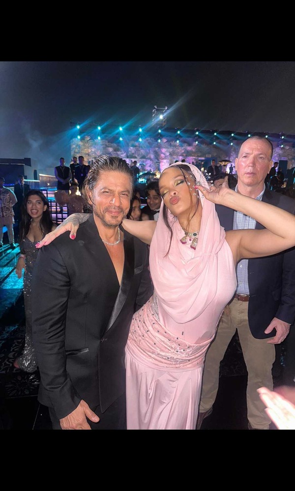 Shah Rukh Khan with Rihanna at Ambani pre-wedding. (Courtesy: Instagram/ Orry)