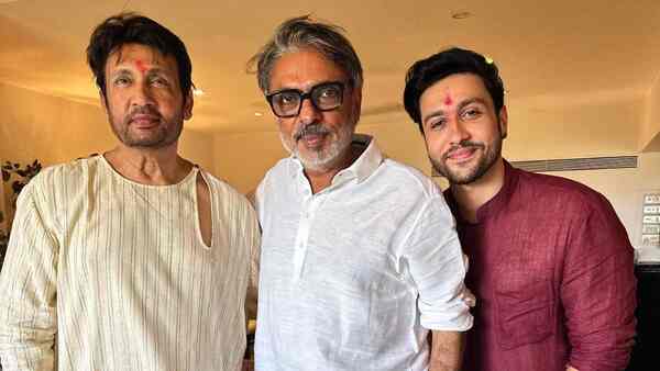 Heeramandi - Shekhar Suman said THIS to Adhyayan as SLB 'cried' after his son’s shot | Exclusive