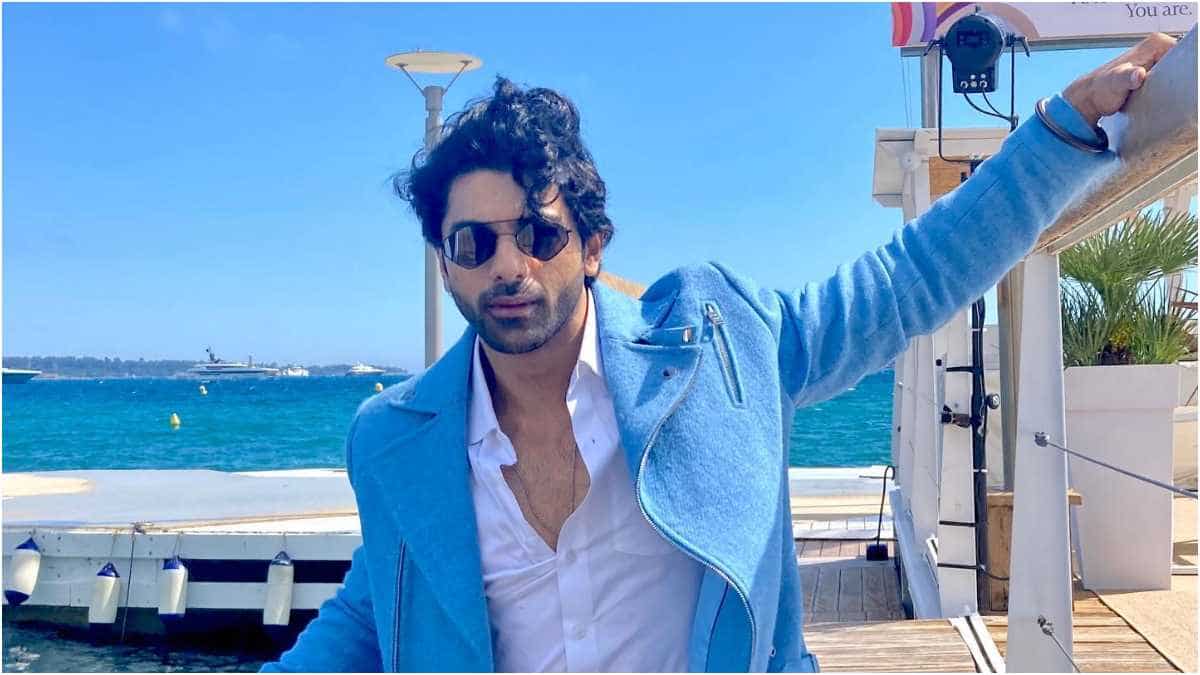 https://www.mobilemasala.com/film-gossip/Heeramandi-actor-Taha-Shah-on-attending-Cannes-2024---I-went-to-make-contacts-people-said-i267218