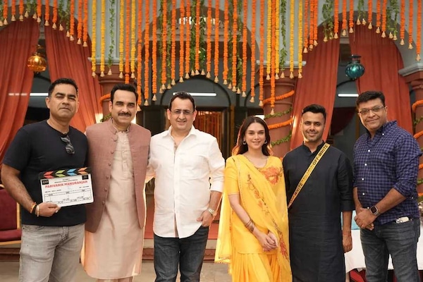 Team Parivarik ManuRanjan