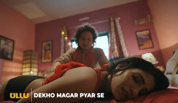 Dekho Magar Pyar Se