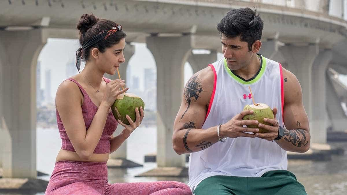 https://www.mobilemasala.com/film-gossip/Call-Me-Bae-actor-Varun-Sood-calls-Ananya-Panday-very-good-friend-reflects-on-shows-success-season-2-Exclusive-i302330