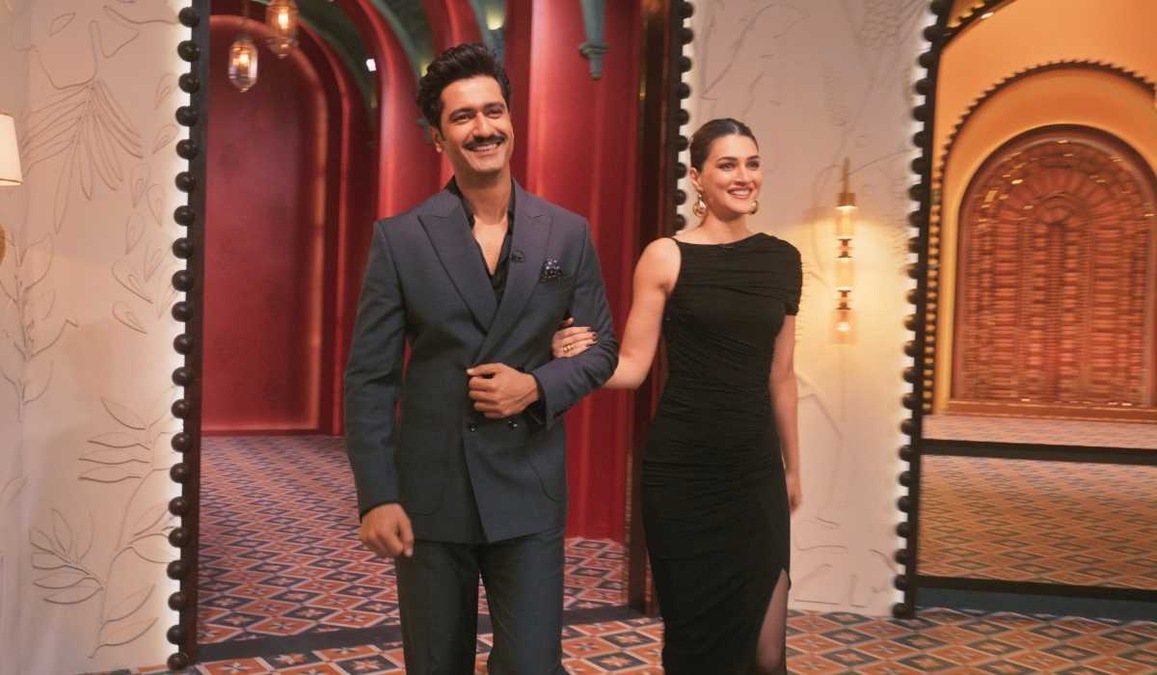 Two Much with Kajol and Twinkle: Shared ex-shocker stuns Kajol, Kriti Sanon's non-industry crush & Vicky Kaushal's Hrithik Roshan obsession; what to expect!