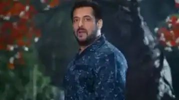 Bigg Boss 15 new promo: Salman Khan and Rekha promise 'Dangal'