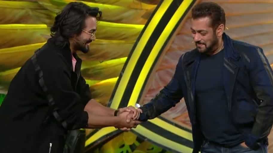 Bigg Boss 15 promo: Bhuvan Bam recreates Pratik Sehajpal, Jay ...