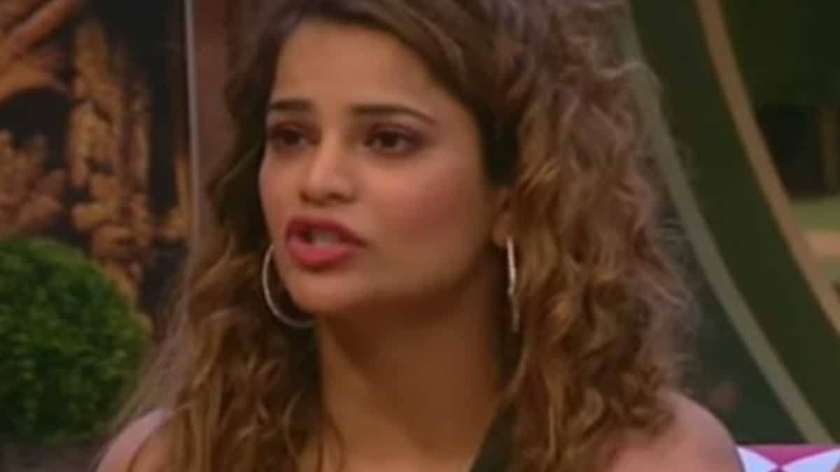 Bigg Boss 16 Shukravaar Ka Vaar with Salman Khan and Team Tanaav November 25, 2022 Highlights: Fahmaan Khan enters show but there's a twist Bigg Boss 16 Shukravaar Ka Vaar with Salman Khan and Team Tanaav November 25, 2022 Highlights: Fahmaan Khan enters show but there's a twist