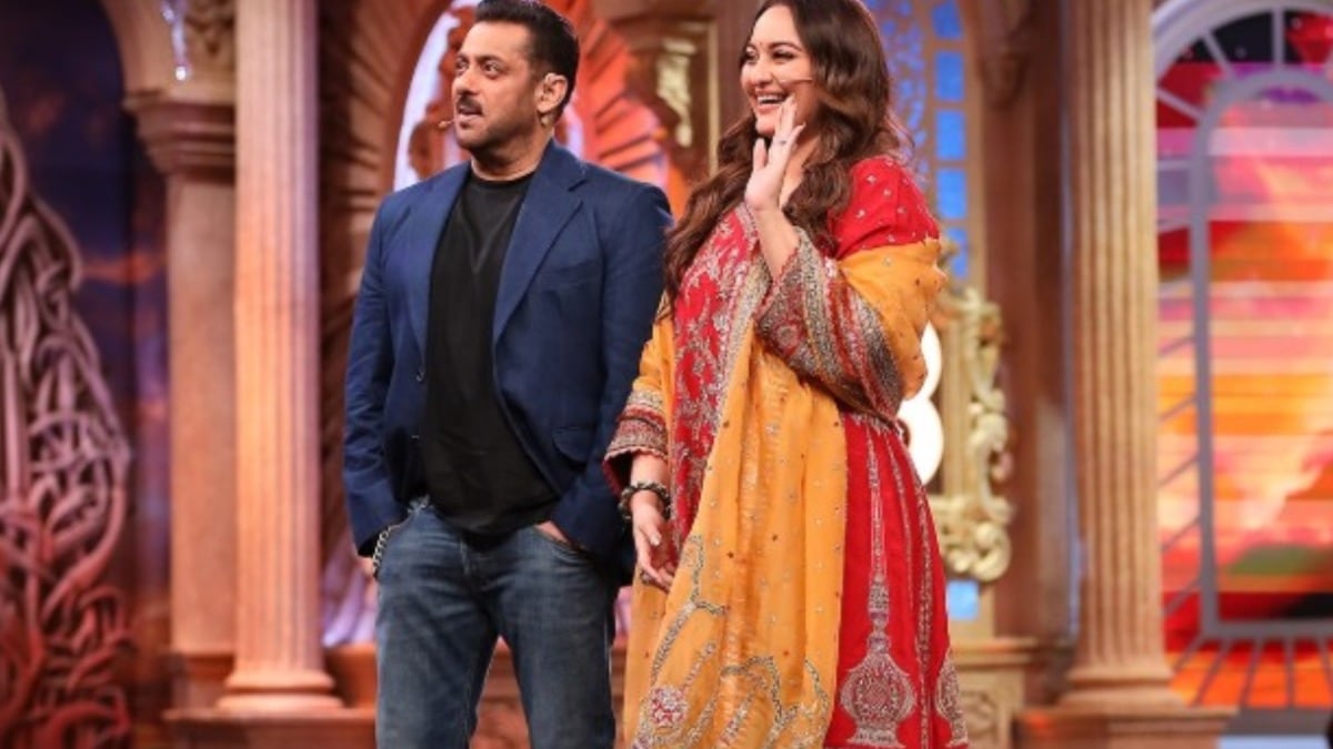 Sonakshi Sinha joins Salman Khan for Bigg Boss 19 Weekend Ka Vaar, instantly invokes Dabangg nostalgia | Watch