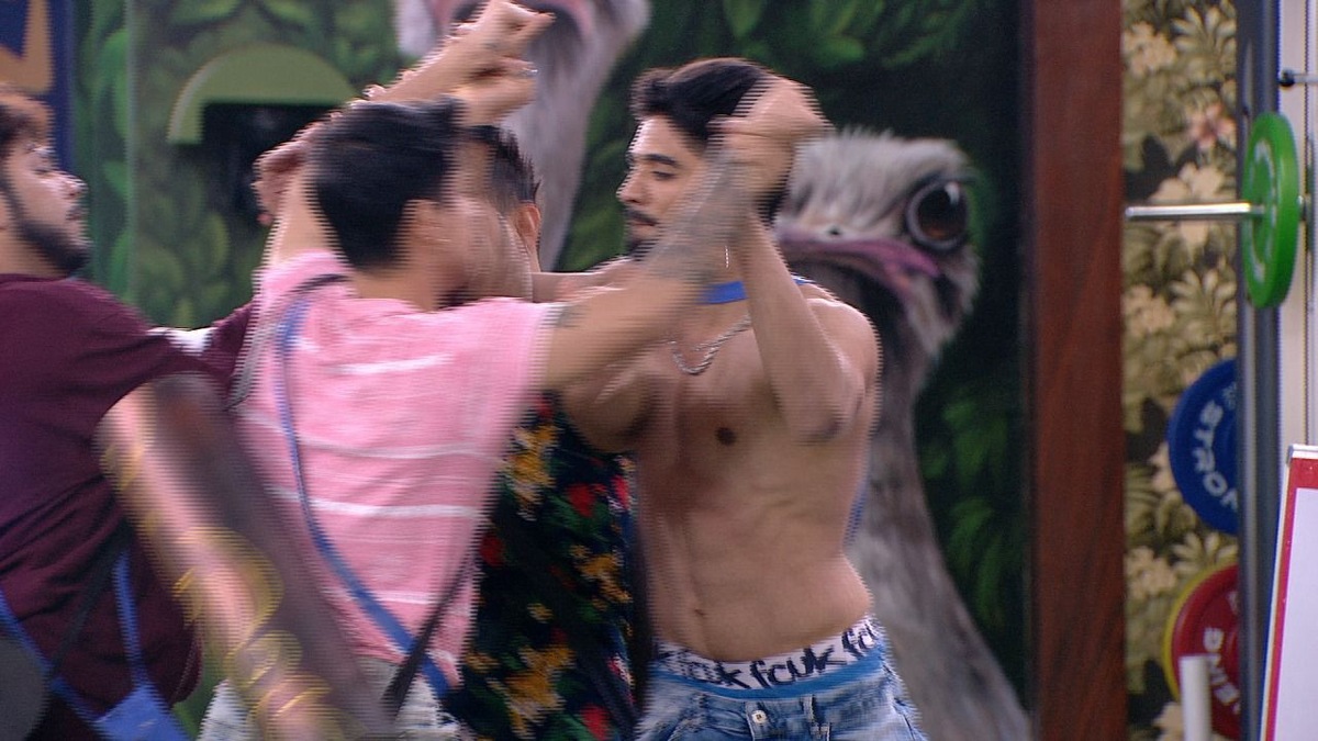 Disappointed fans demand Zeeshan Khan eviction be revoked, question Sidharth Shukla winning the title