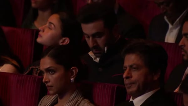 ‘Listening to Ayan Mukerji’s script be like...’: Shah Rukh Khan, Deepika Padukone, Ranbir Kapoor, Alia Bhatt’s viral photo sparks meme fest online
