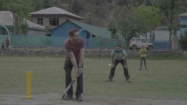 Levison Wood and Ash Bhardwaj during their trip to the border