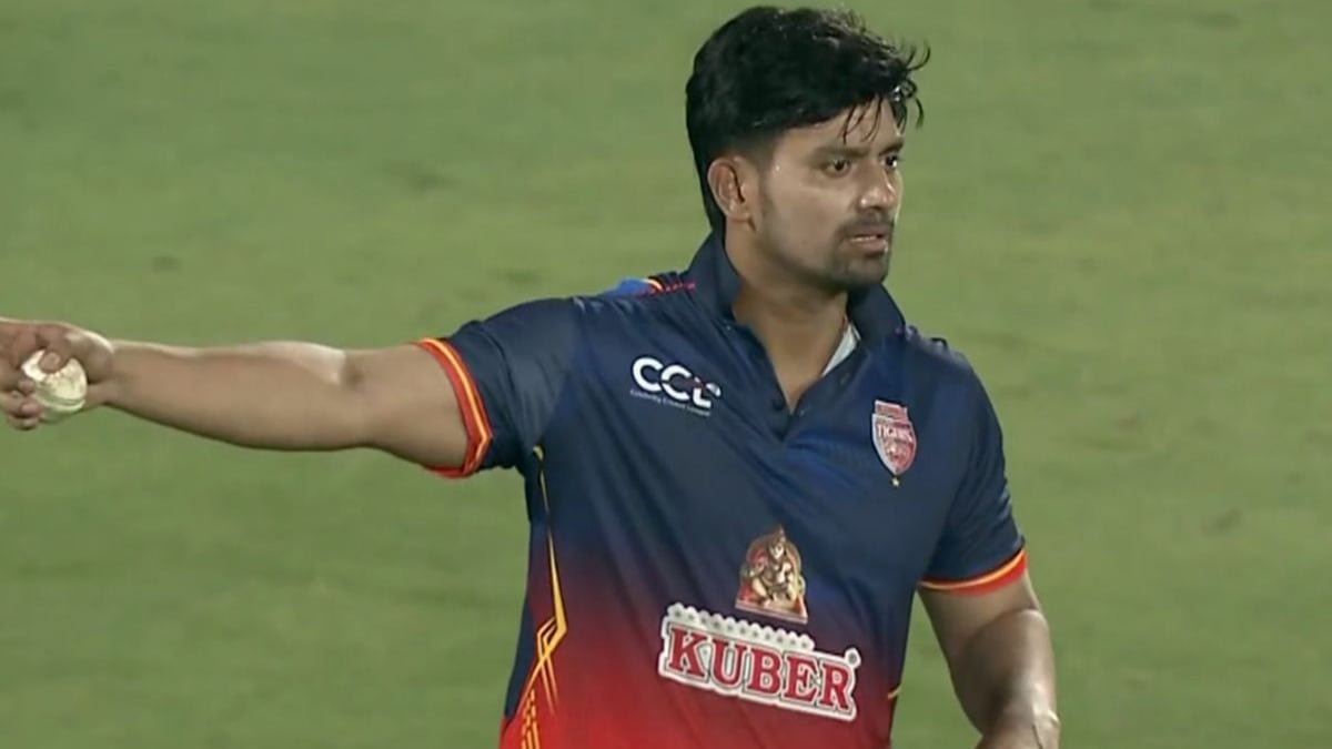 CCL2026: Bengal Tigers send Chennai Kings scuttling in super over match