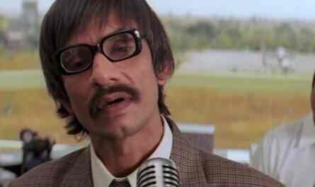 Iconic movie scenes featuring Vijay Raaz 