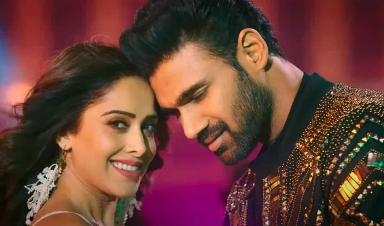 Chatrapathi Song Bareilly Ke Bazaar: Sreenivas Bellamkonda And ...