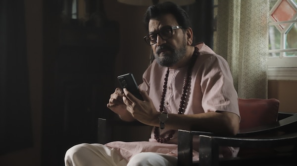 Chiranjeet Chakraborty in Nikosh Chhaya