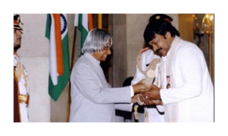 With which Padma Award was Chiranjeevi honoured by the Govt of India in 2006?