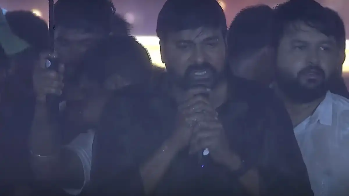 Chiranjeevi braves rain at the Godfather pre-release event, addresses fans as his 'Godfathers'