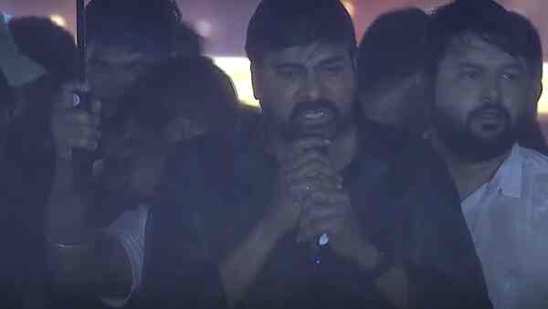 Chiranjeevi braves rain to address fans at the Godfather pre-release event, calls them his 'Godfathers'