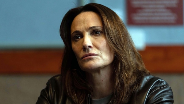 Sarah Parish in Curfew