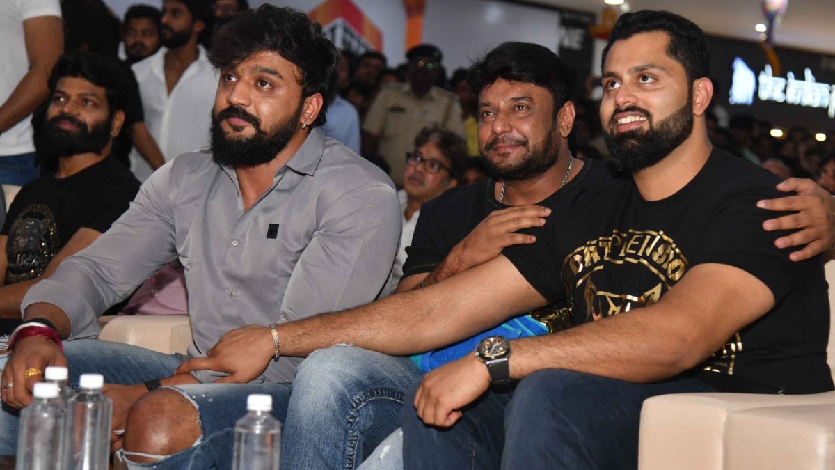 Where are Darshan’s pals in his time of despair?