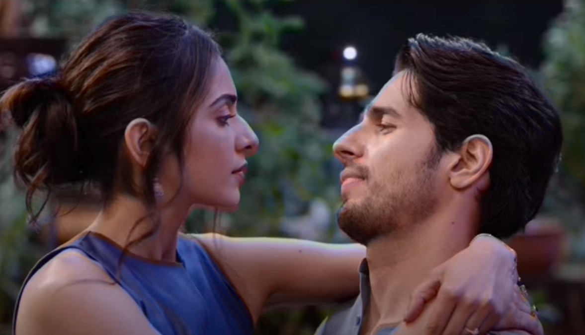 Thank God song Dil De Diya Hai: Sidharth Malhotra, Rakul Preet's reprised track will take you on a trip down memory lane