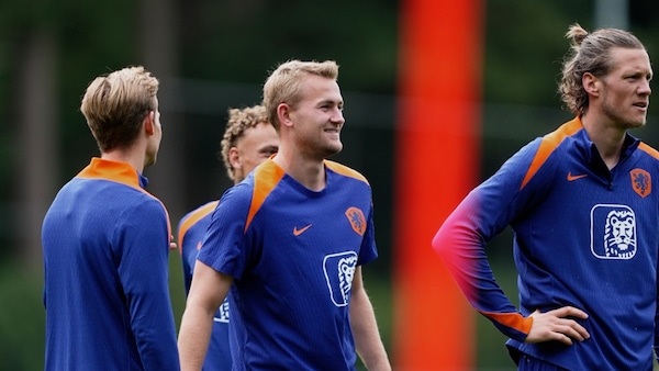 De Ligt and Frankie de Jong during the training | Image - OnsOranje on X