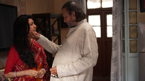 Debashree Roy and Mithun Chakraborty in Shastri